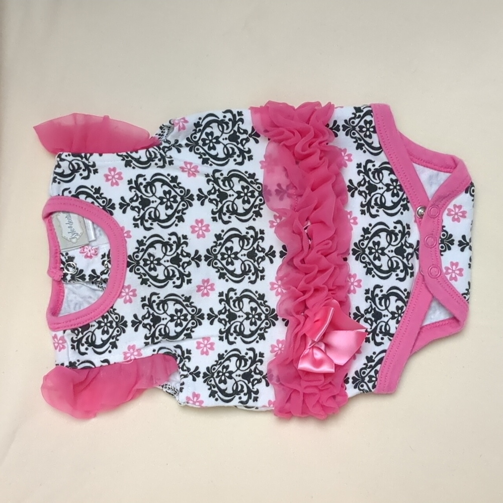 Kyle & Deeha pink and black one piece outfit